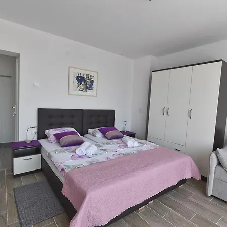 Apartment Tonik