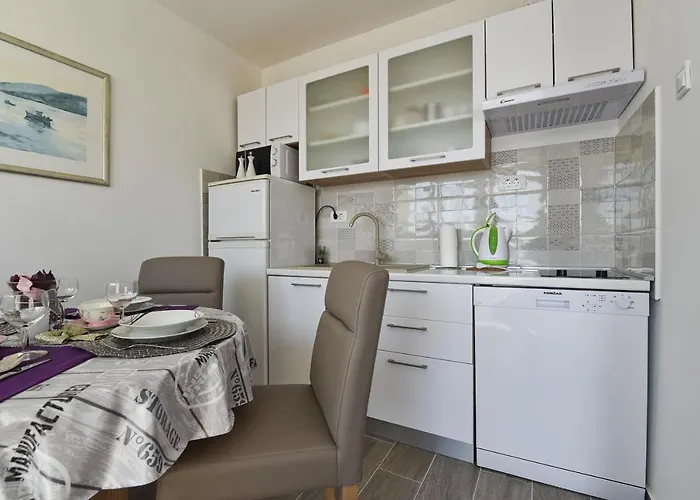 Tonik Apartman Zára